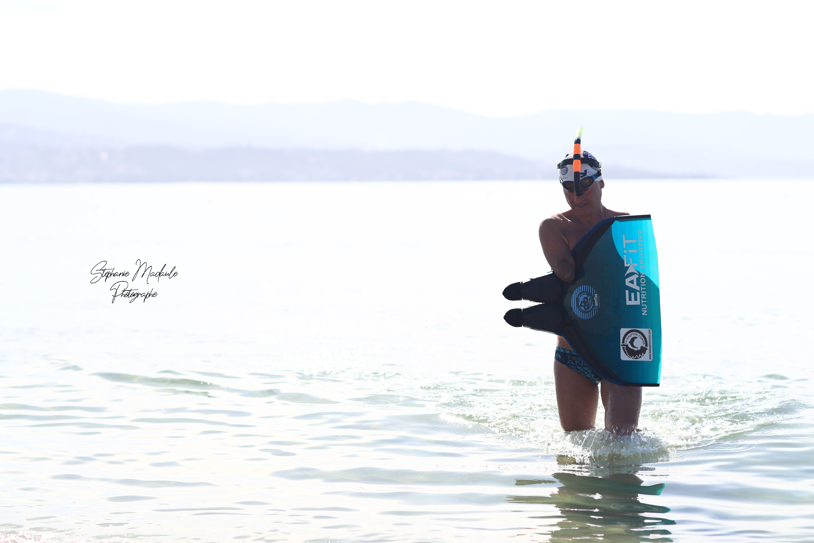 Thierry Corbalan debout dans l'eau