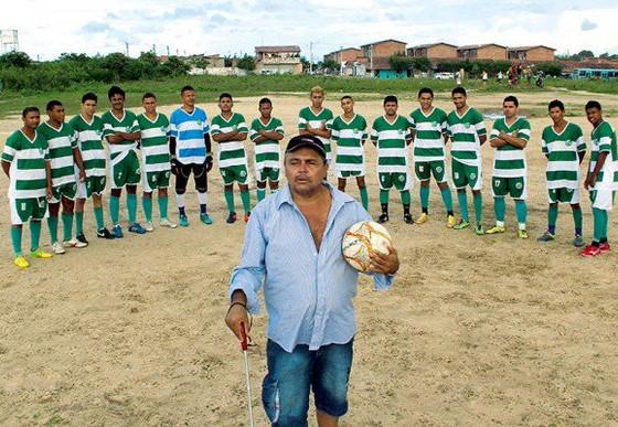 The Brazilian football coach with five championship titles …. and who is blind